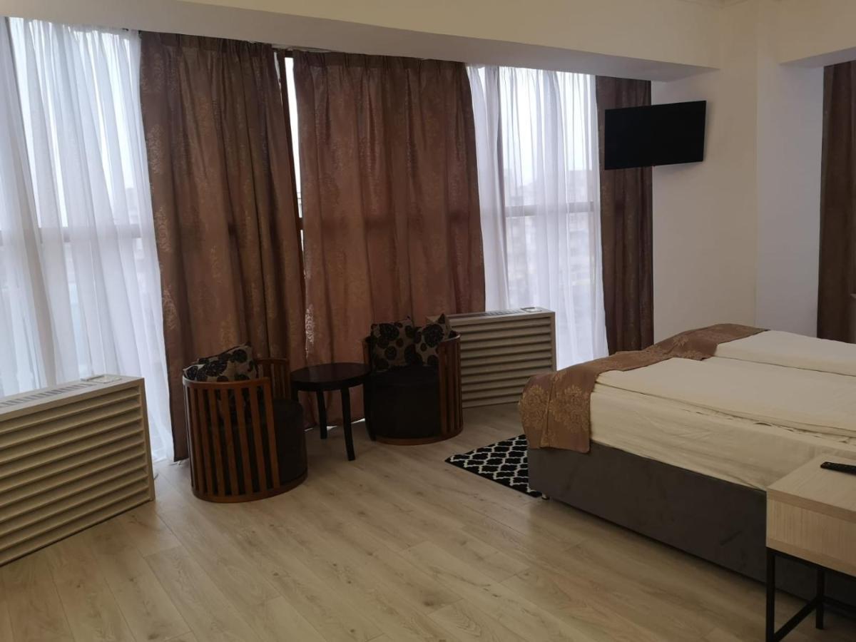 Hotel Helin - Calea Bucuresti Craiova Dış mekan fotoğraf
