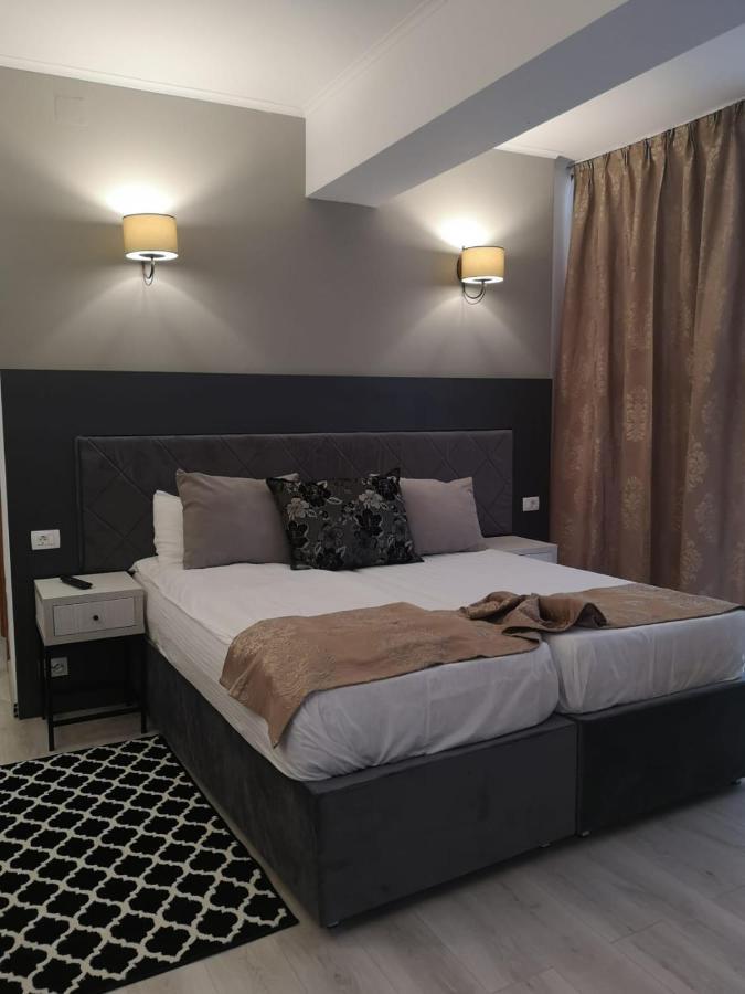 Hotel Helin - Calea Bucuresti Craiova Dış mekan fotoğraf