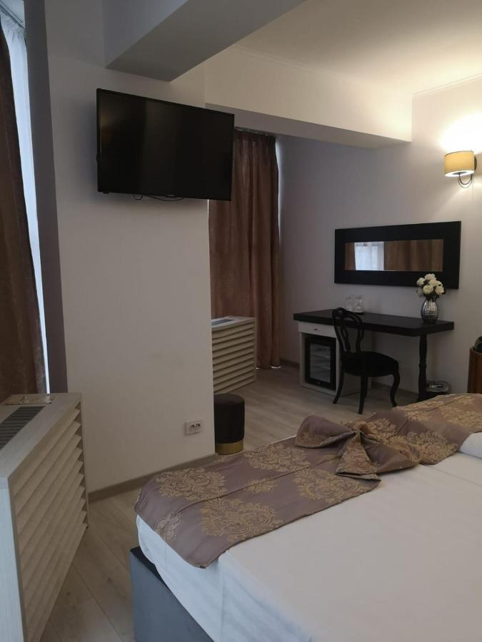 Hotel Helin - Calea Bucuresti Craiova Dış mekan fotoğraf